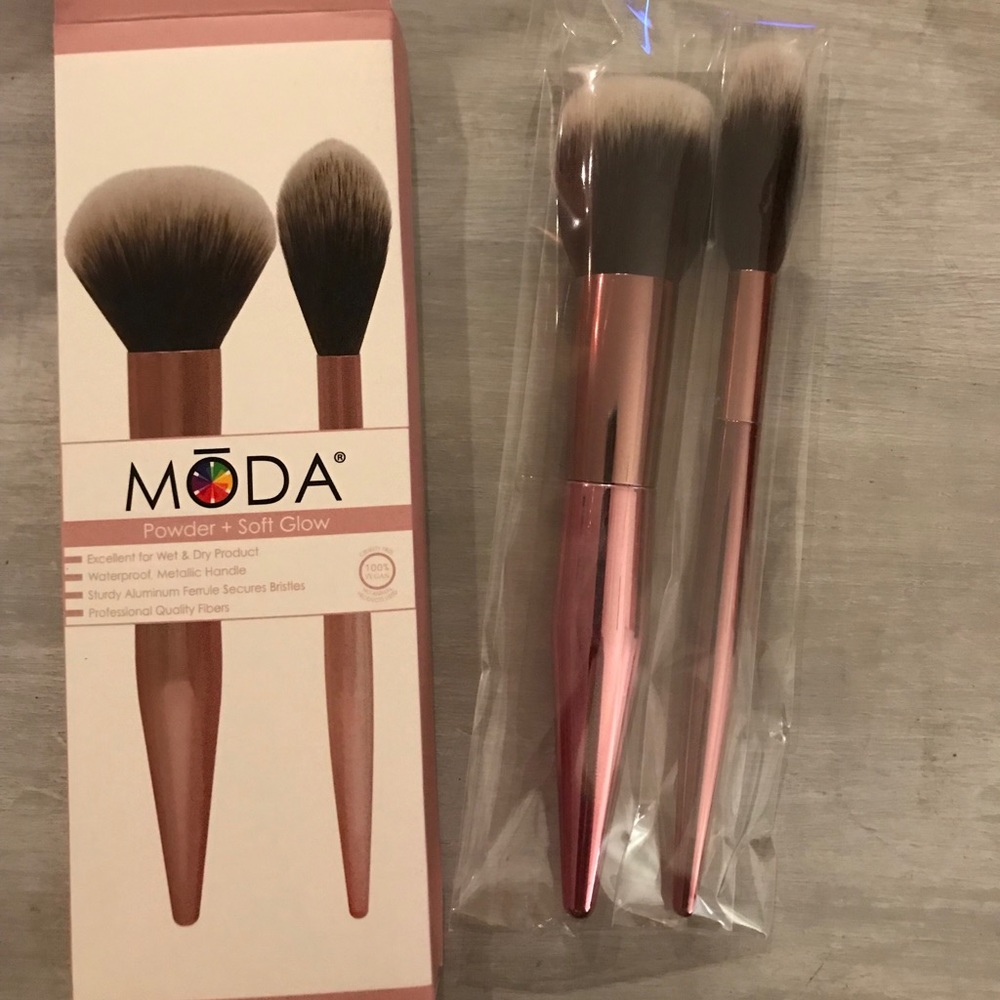 Moda brushes